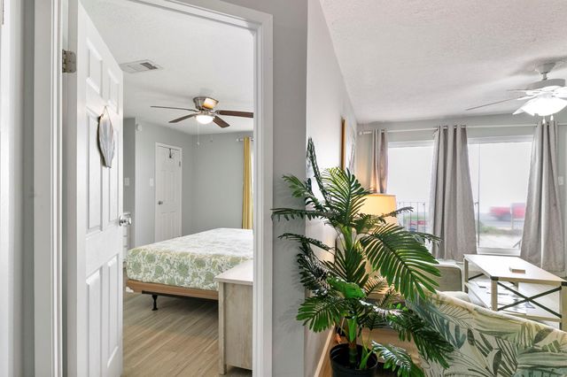 7600 Seawall Boulevard 115, Galveston, TX 77551