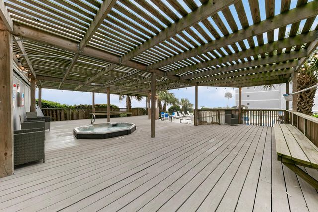 7600 Seawall Boulevard 115, Galveston, TX 77551