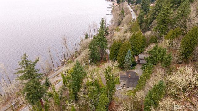 2232 E Lake Sammamish Parkway NE, Sammamish, WA 98074