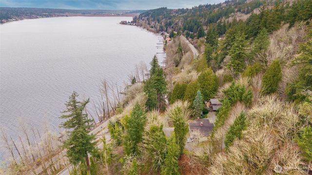 2232 E Lake Sammamish Parkway NE, Sammamish, WA 98074