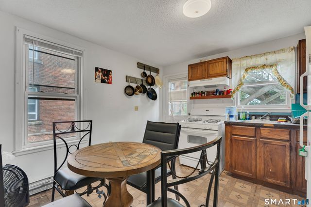 427 Zion Street, Hartford, CT 06106