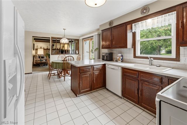 9572 Beryl Street NW, Canal Fulton, OH 44646
