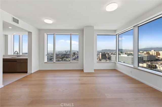 889 Francisco Street 2408, Los Angeles, CA 90017