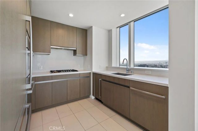 889 Francisco Street 2408, Los Angeles, CA 90017