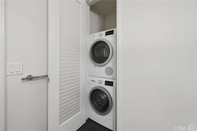889 Francisco Street 2408, Los Angeles, CA 90017