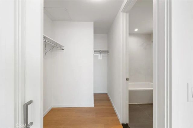 889 Francisco Street 2408, Los Angeles, CA 90017