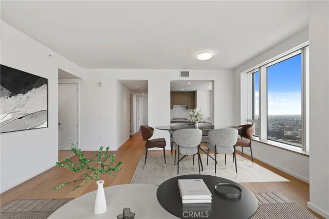 889 Francisco Street 2408, Los Angeles, CA 90017