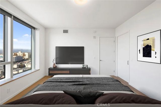889 Francisco Street 2408, Los Angeles, CA 90017