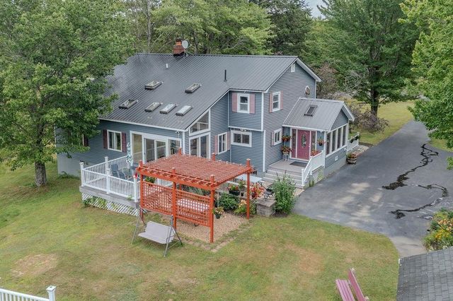 140 Mountain View Road, Deerfield, NH 03037