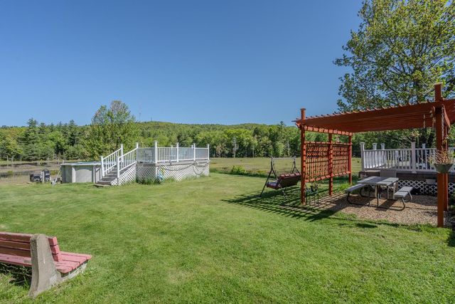 140 Mountain View Road, Deerfield, NH 03037