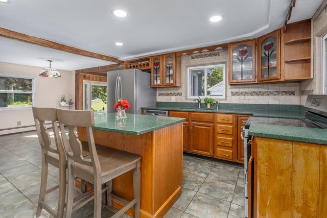 140 Mountain View Road, Deerfield, NH 03037