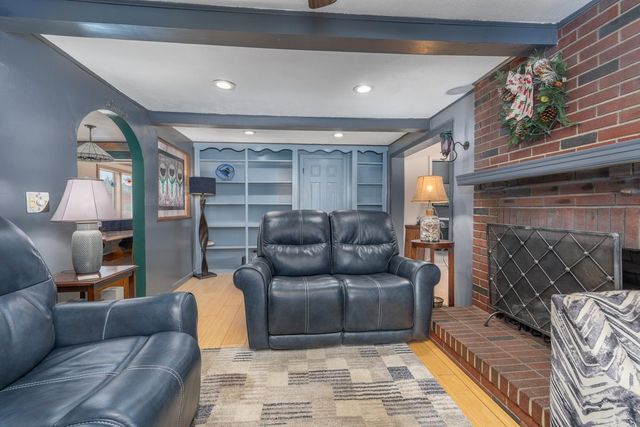 140 Mountain View Road, Deerfield, NH 03037