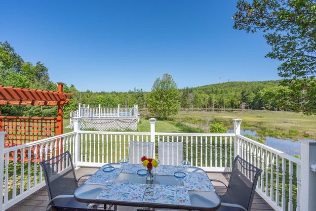 140 Mountain View Road, Deerfield, NH 03037