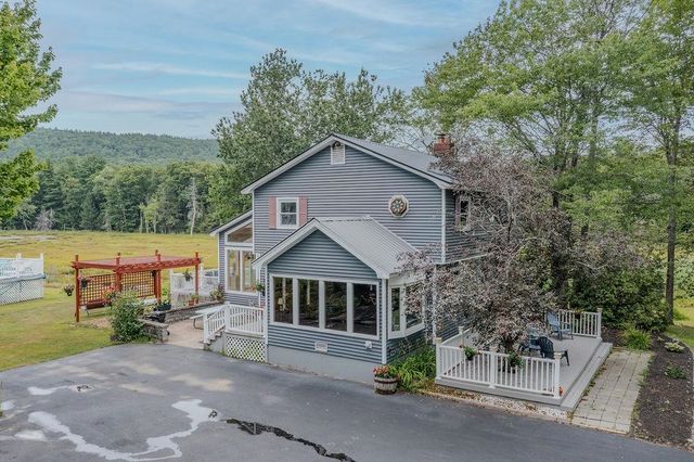 140 Mountain View Road, Deerfield, NH 03037