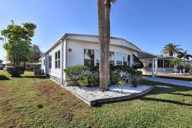 2100 KINGS HIGHWAY 465, Port Charlotte, FL 33980