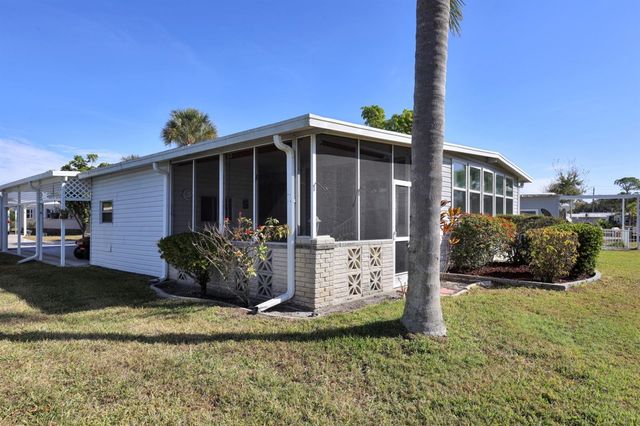 2100 KINGS HIGHWAY 465, Port Charlotte, FL 33980