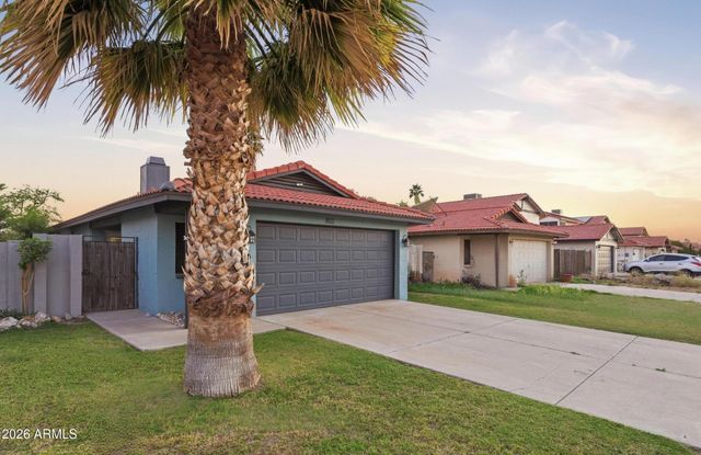 4915 W EVANS Drive, Glendale, AZ 85306