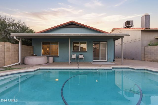 4915 W EVANS Drive, Glendale, AZ 85306