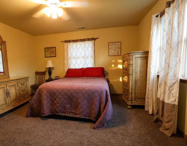 17584 Mississippi Street, Lowell, IN 46356
