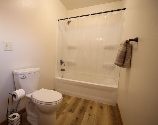 17584 Mississippi Street, Lowell, IN 46356