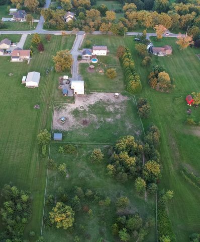 17584 Mississippi Street, Lowell, IN 46356