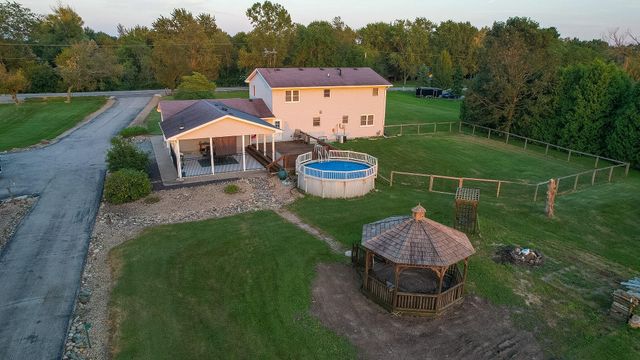 17584 Mississippi Street, Lowell, IN 46356
