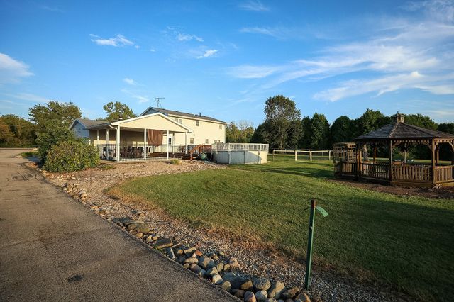 17584 Mississippi Street, Lowell, IN 46356