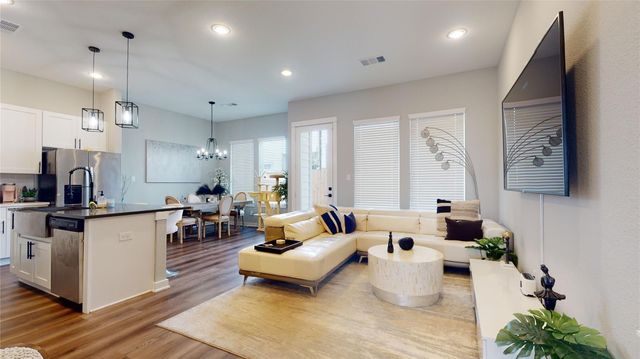 8439 Berry Brush Lane, Houston, TX 77022