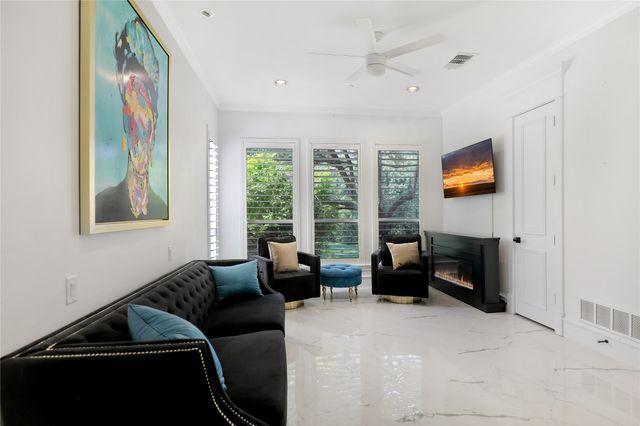 505 Creekside Drive, Mckinney, TX 75071