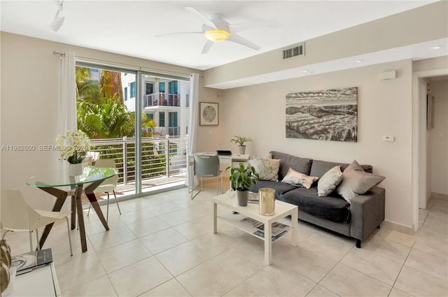 110 Washington Ave 2414, Miami Beach, FL 33139