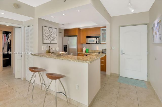 110 Washington Ave 2414, Miami Beach, FL 33139