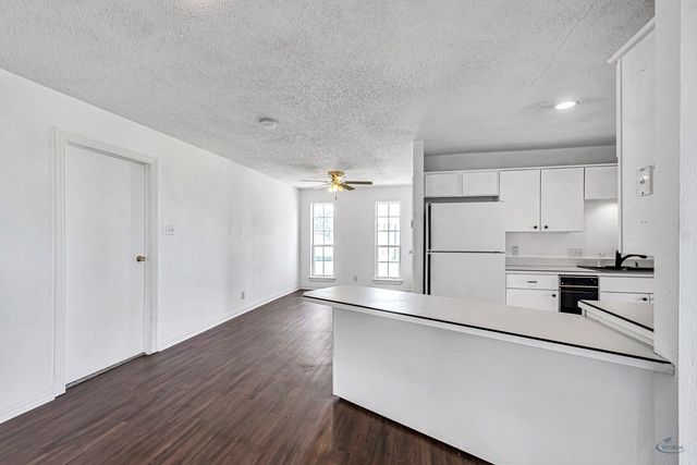 3908 W County Rd 145, Midland, TX 79706