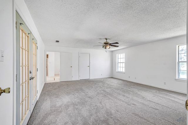 3908 W County Rd 145, Midland, TX 79706