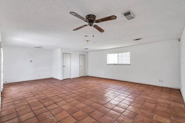 3908 W County Rd 145, Midland, TX 79706