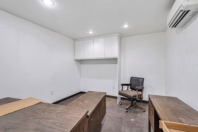 3908 W County Rd 145, Midland, TX 79706