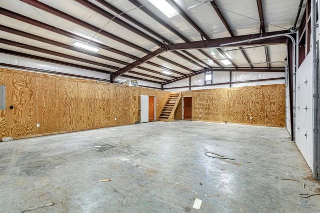 3908 W County Rd 145, Midland, TX 79706