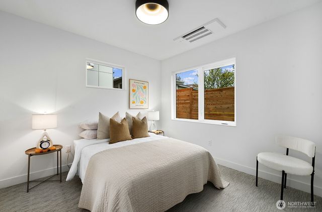 3216 47th Avenue SW, Seattle, WA 98116