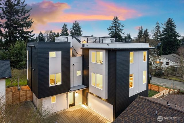 3216 47th Avenue SW, Seattle, WA 98116