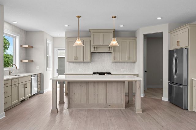 3779 Knightsbridge Lane N, Lake Elmo, MN 55042