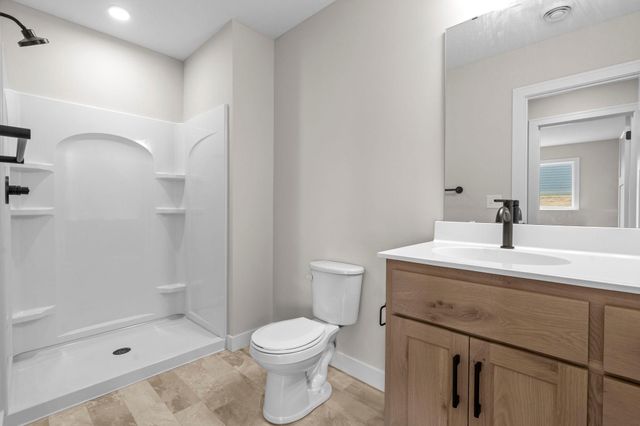 3779 Knightsbridge Lane N, Lake Elmo, MN 55042