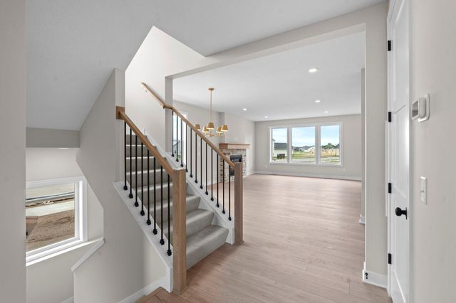 3779 Knightsbridge Lane N, Lake Elmo, MN 55042