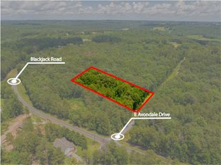 132 E Avondale Drive, Westminster, SC 29693