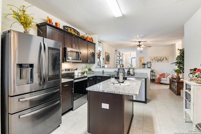 11318 Long Rider, San Antonio, TX 78254