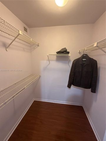 9301 SW 92nd Ave A102, Miami, FL 33176