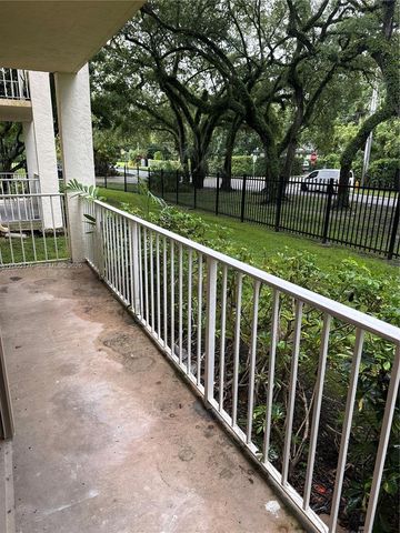 9301 SW 92nd Ave A102, Miami, FL 33176