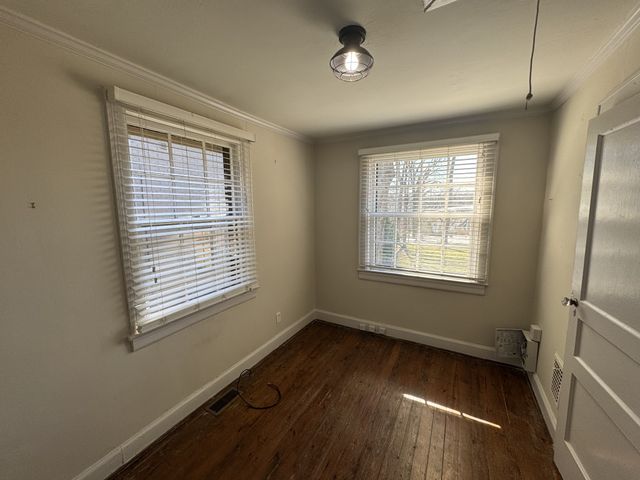 2300 Sharondale Dr, Nashville, TN 37215