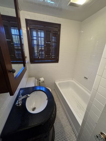 2300 Sharondale Dr, Nashville, TN 37215