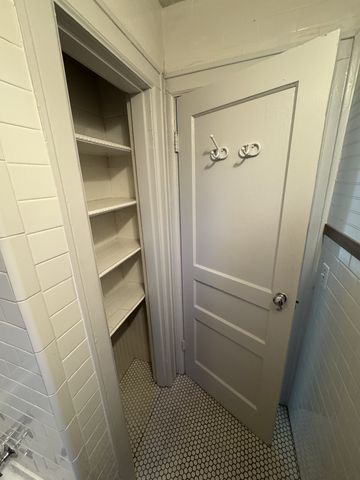 2300 Sharondale Dr, Nashville, TN 37215