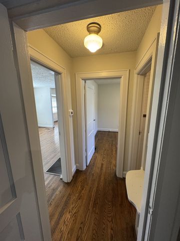 2300 Sharondale Dr, Nashville, TN 37215