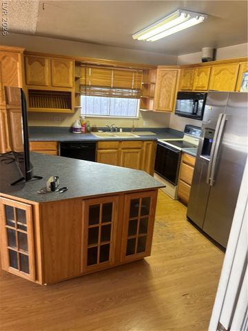4110 Springhill Avenue, Las Vegas, NV 89121
